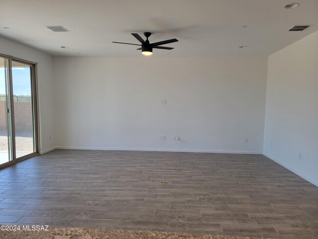 Building Photo - 5595 S Adero Cyn Trl