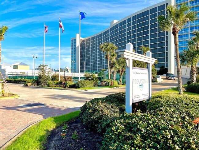 Building Photo - 1401 E Beach Dr
