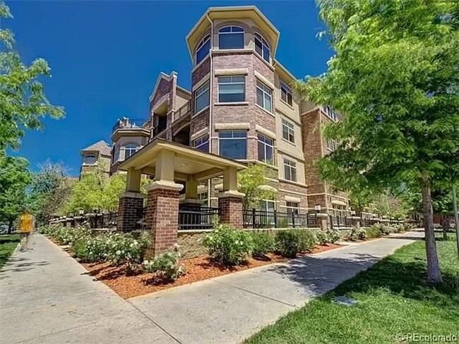 Primary Photo - Stunning Penthouse Unit in Cap Hill!