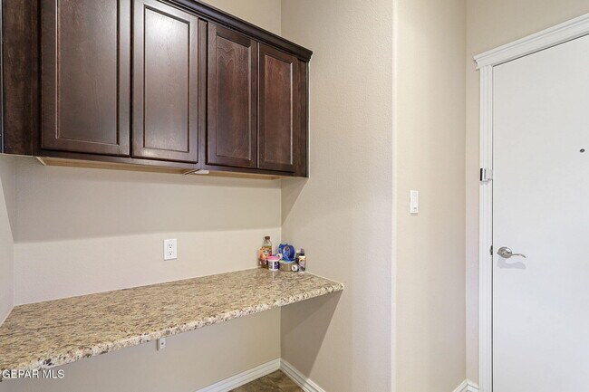 Building Photo - 7344 Autumn Sage Dr