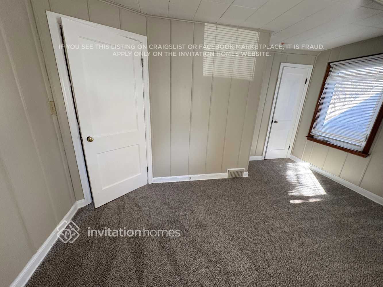 Building Photo - 1923 Arlington Ave E