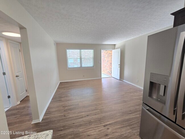Building Photo - 9124 Kenlock Dr