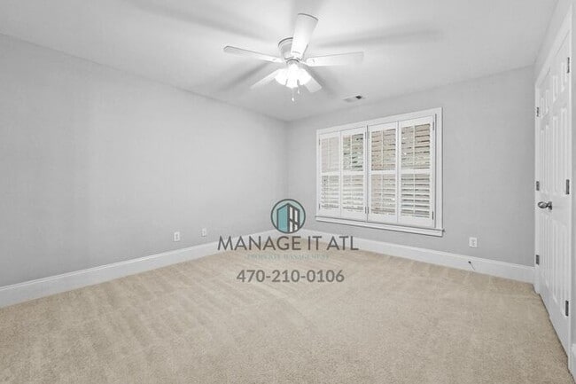 Building Photo - 5 Bedroom House in gated community in Dulu...