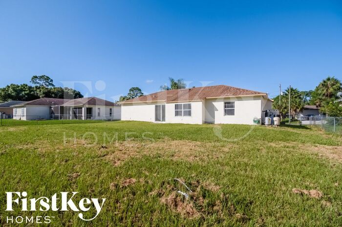 Building Photo - 2188 Mistleto Ln