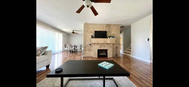 Building Photo - 582 Revilo Blvd