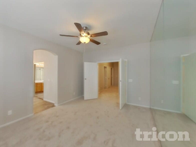 Building Photo - 2907 Extravagant Ave