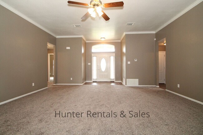 Building Photo - Timber Ridge Estates Beauty!