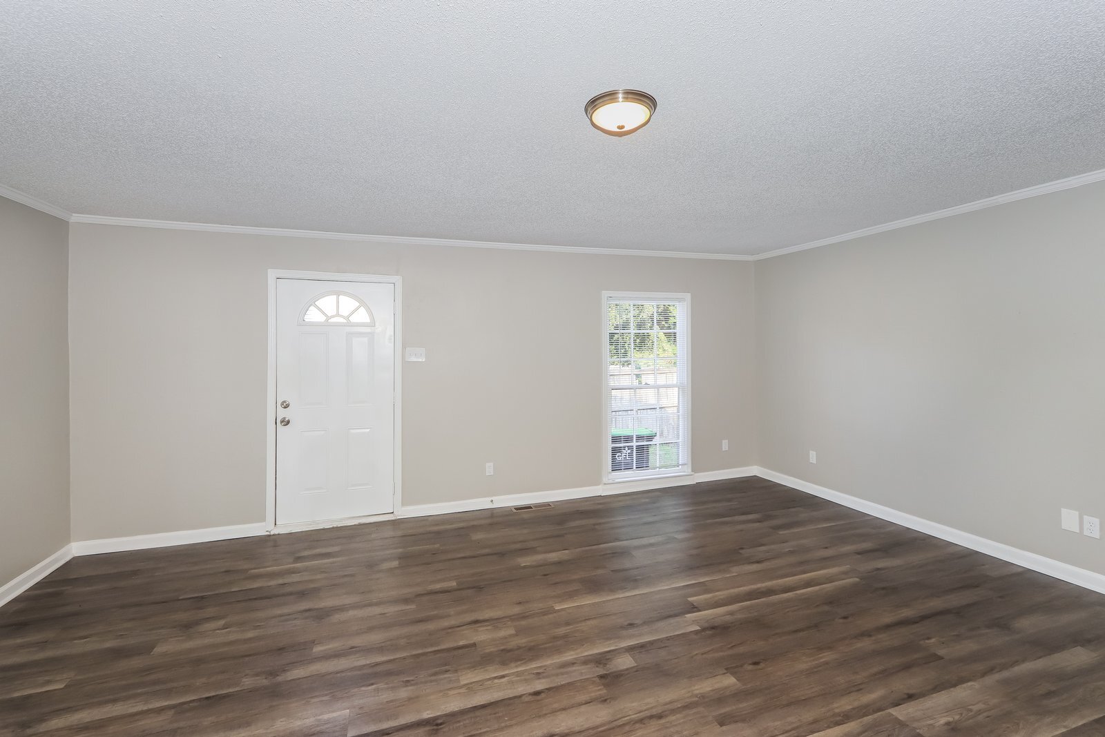 Building Photo - 609 McArthur Blvd