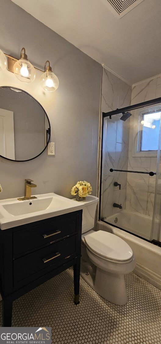 Building Photo - 1976 Columbia Dr