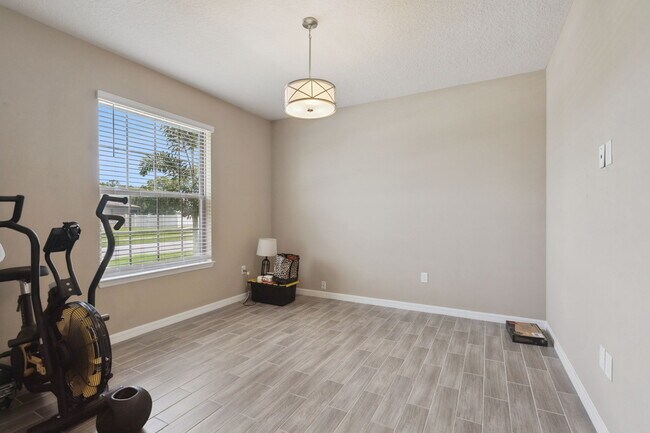 Building Photo - 5457 Animosh Ct