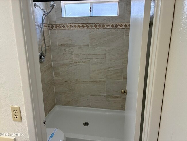 Building Photo - 5915 W Tierra Buena Ln