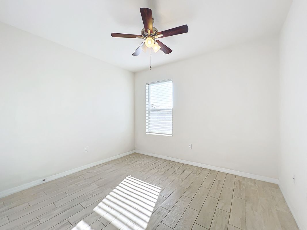 Building Photo - 106 St Thomas Dr