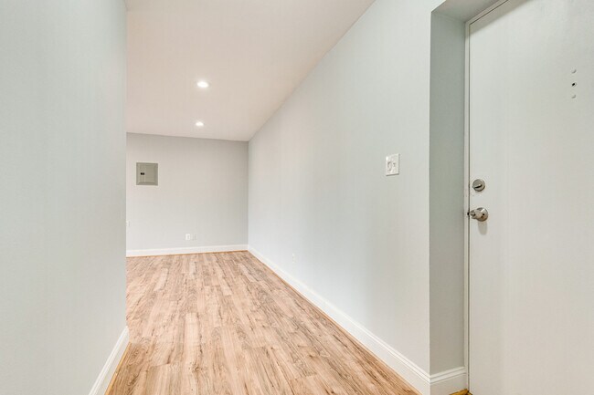 Entry & Living Room - 6143 Leesburg Pike