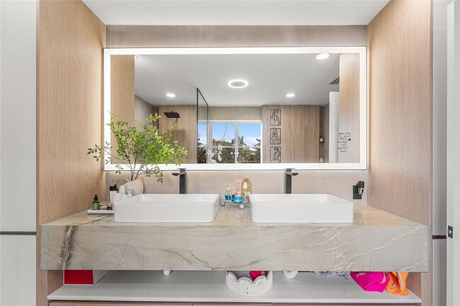 Building Photo - 11338 NW 33rd St