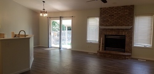 Building Photo - 2231 Water Blossom Ln