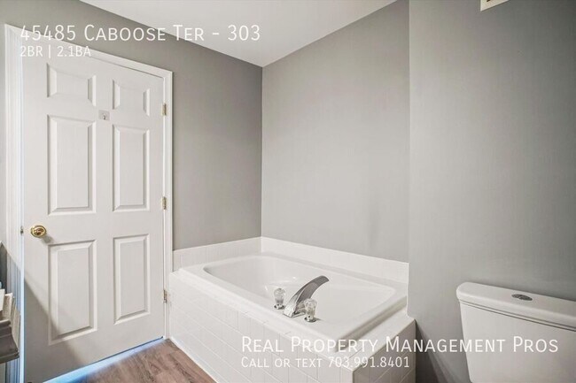 Building Photo - 45485 Caboose Terrace