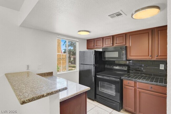 Building Photo - 5493 Indian River Dr