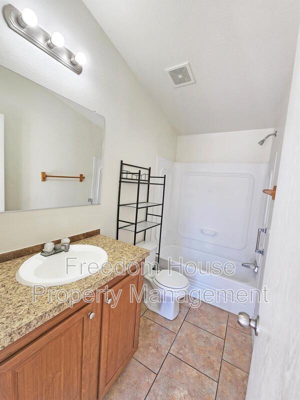 Building Photo - 1550 West Irons Street