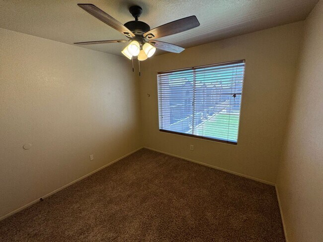 Building Photo - 3 Bedroom - 2.5 Bath - 1395 Sq. Ft. Home f...
