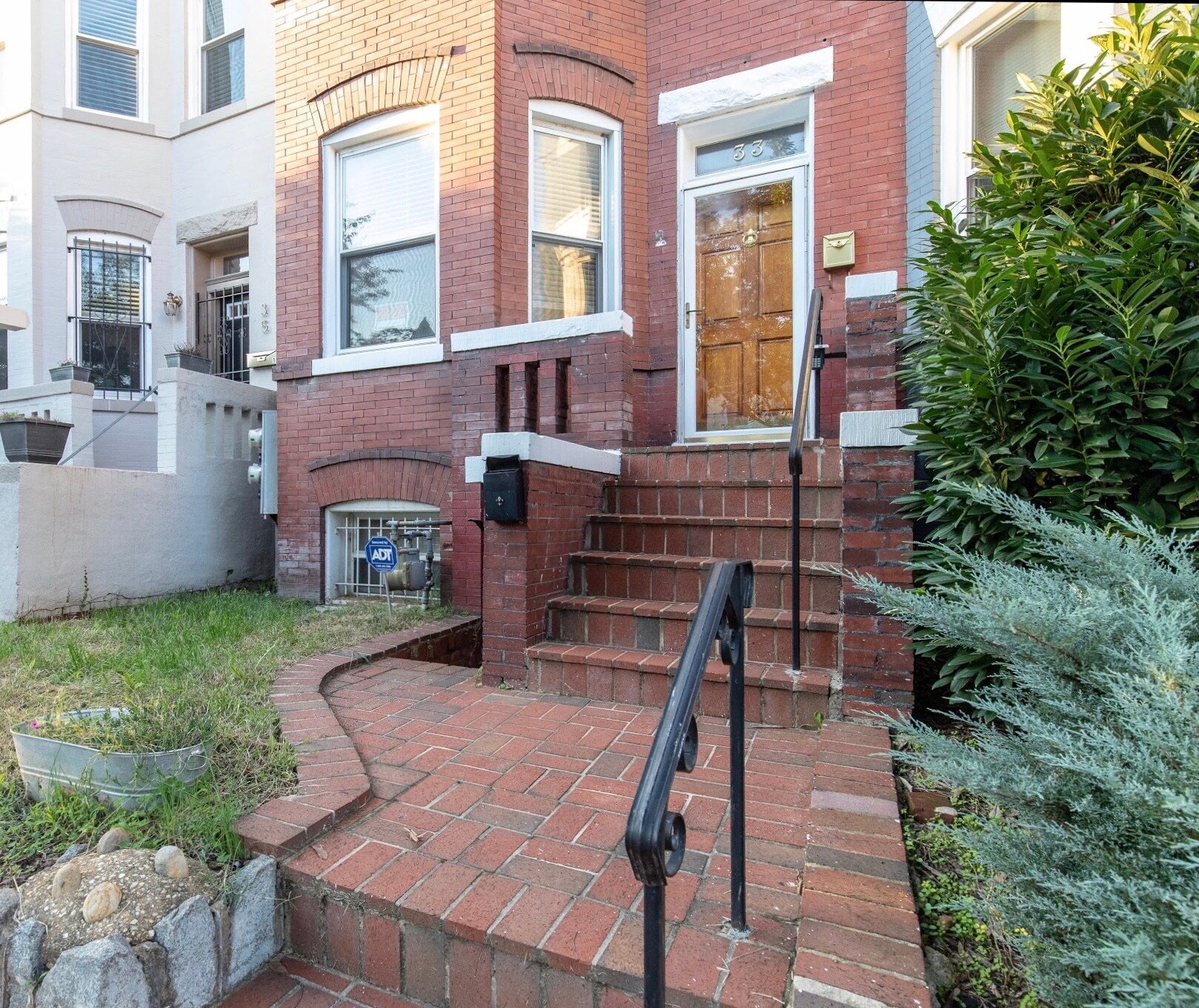 Building Photo - 33 Randolph Pl NW