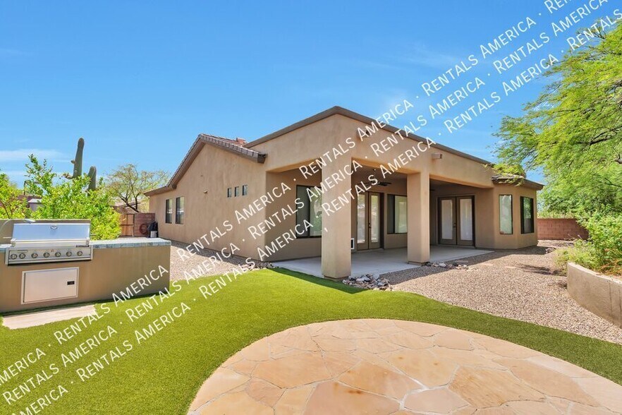 Building Photo - 13135 N Kenosha Bluff Dr