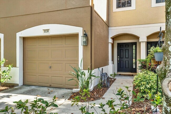 Building Photo - 5036 Pond Ridge Dr