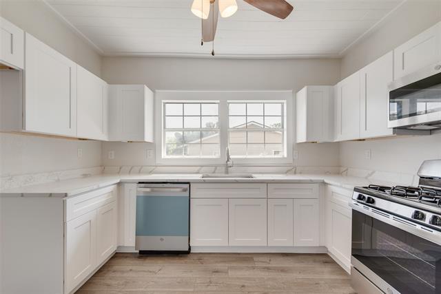 Building Photo - 4410 Commerce St