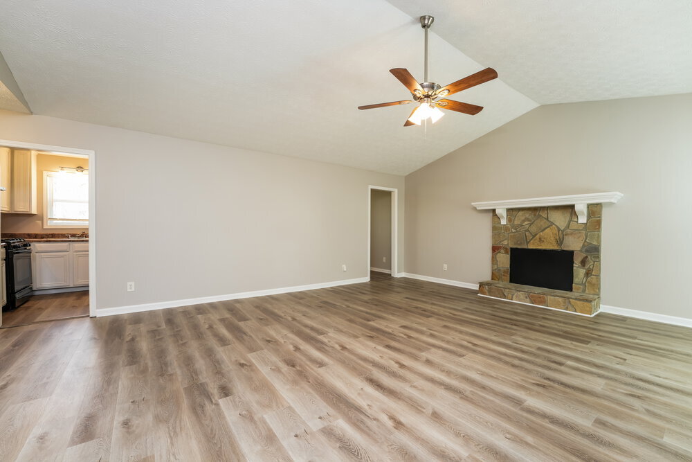 Building Photo - 2704 Laurel View Dr