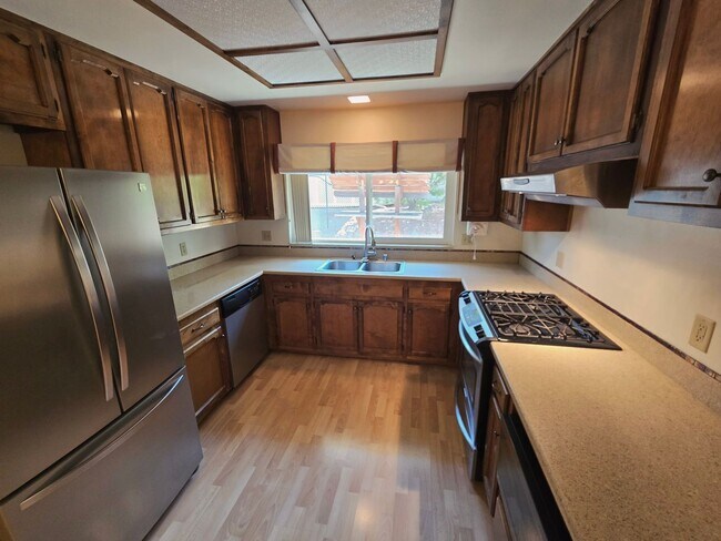 Building Photo - Charming 3-bedroom, 2-bath home in Lake Wild Wood