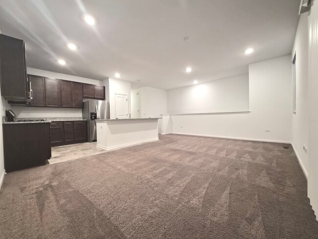 Building Photo - 4391 Chelsea Mnr Cir