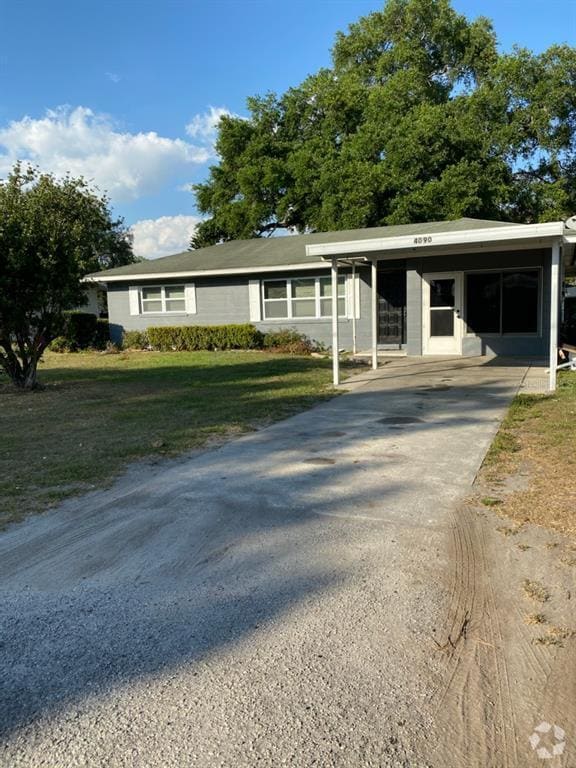 Building Photo - 4090 Oak Dr