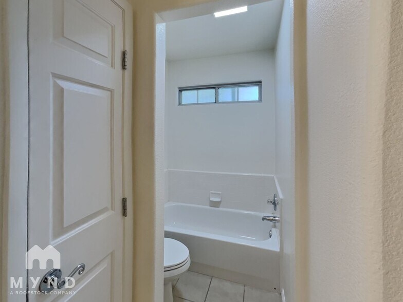 Building Photo - 5429 Sweet Shade St