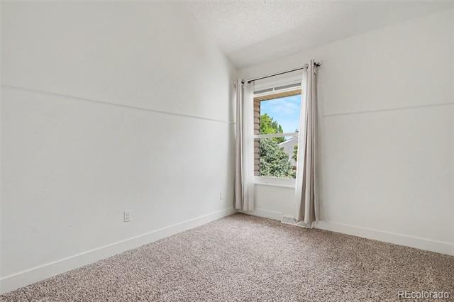 Building Photo - 4286 E Maplewood Way