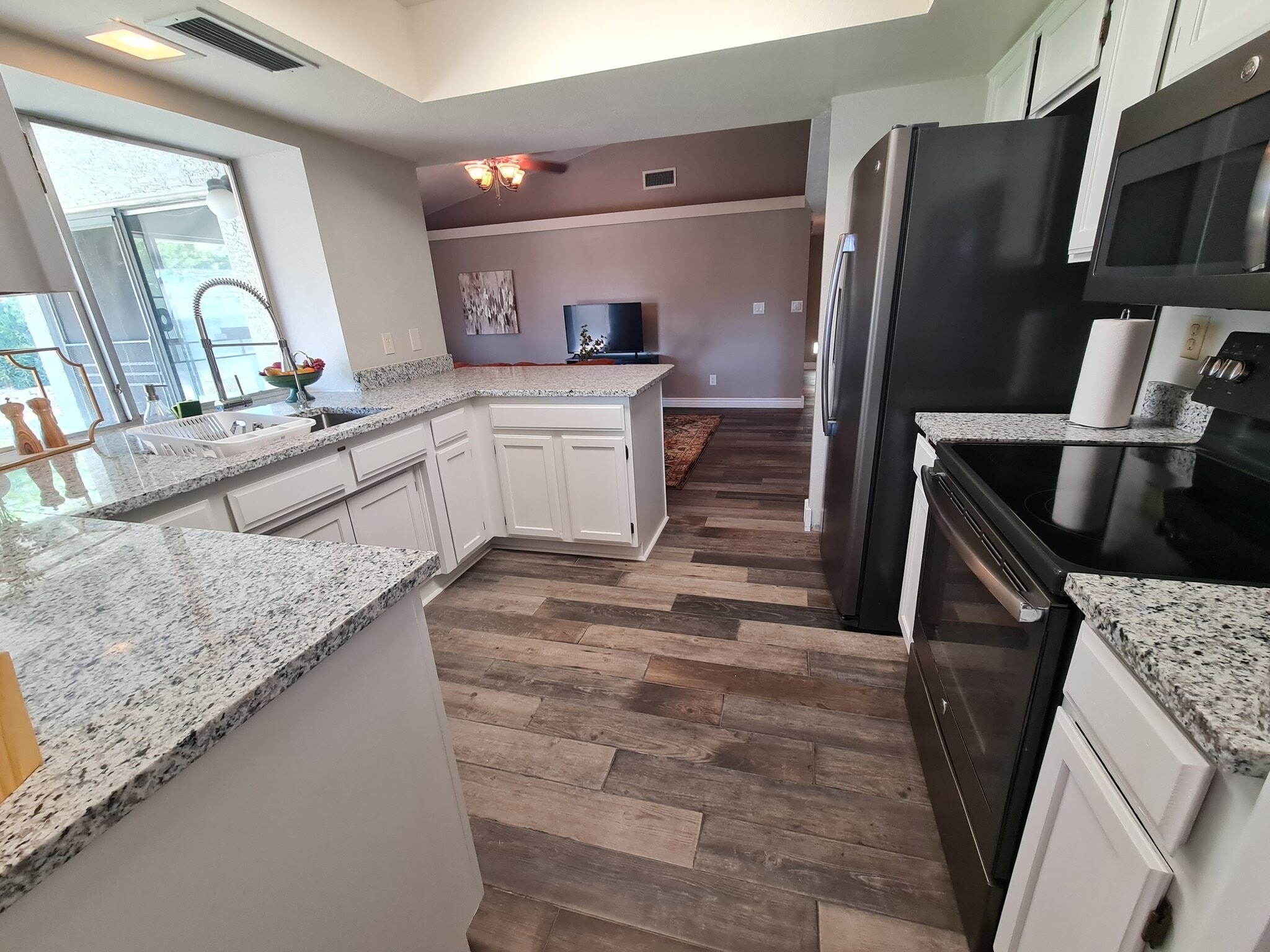 Building Photo - 7944 W Charter Oak Rd