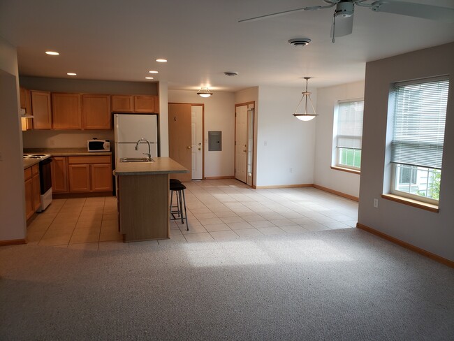 Building Photo - 208 Parador Pl