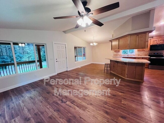 Building Photo - 21814 NE Cedar Creek Rd