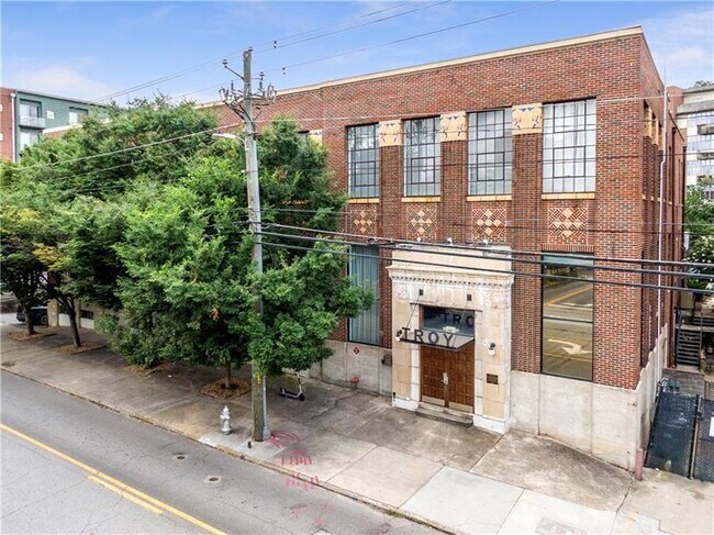 Building Photo - 650 Glen Iris Dr NE