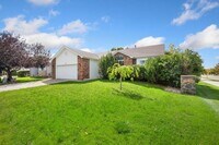 Building Photo - 101 Whitney Bay