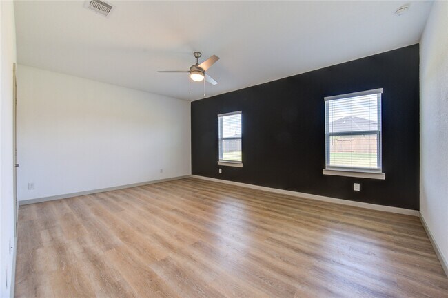 Building Photo - 29631 Ella Larchmont Ct