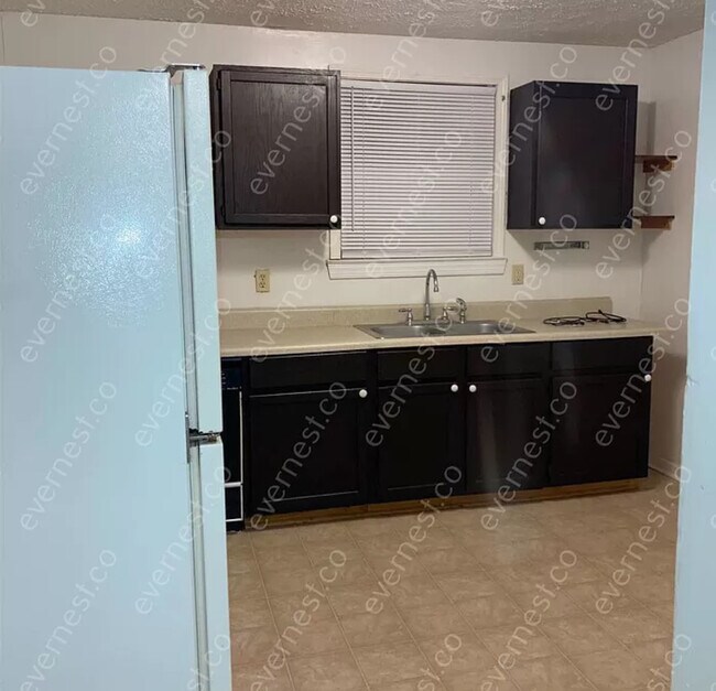 Building Photo - 5520 Bon Air Cir