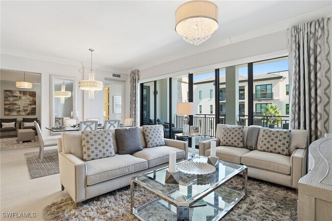 Building Photo - 1030 3rd Ave S