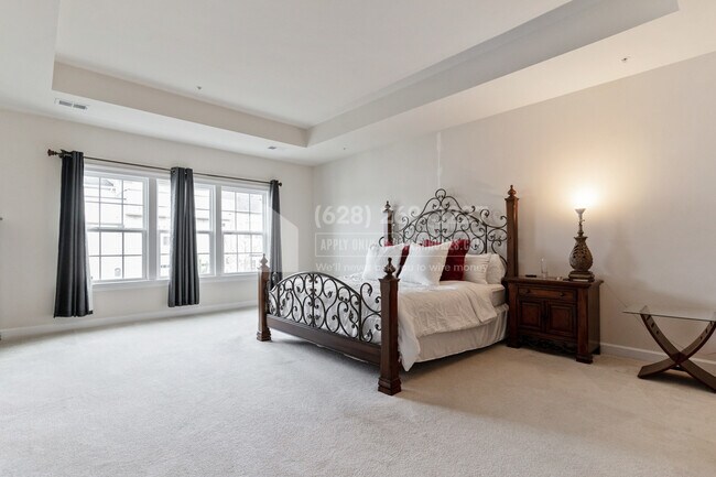 Building Photo - 15816 Swanscombe Lp