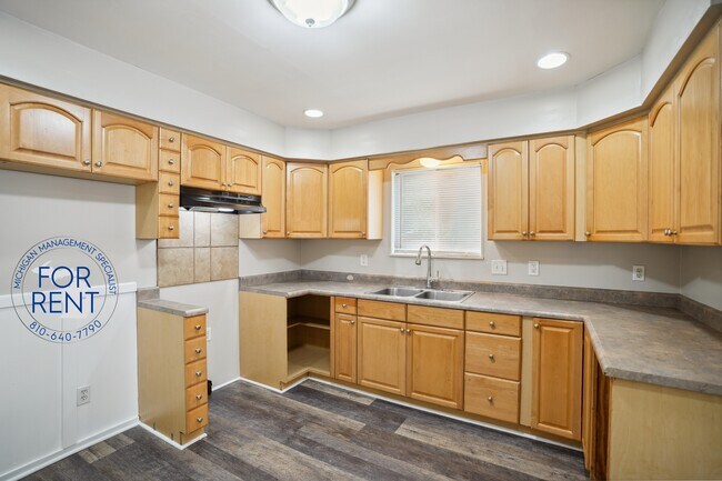 Building Photo - 3717 Larchmont St