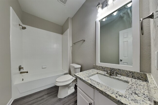 Building Photo - 6530 Bella Noche Dr