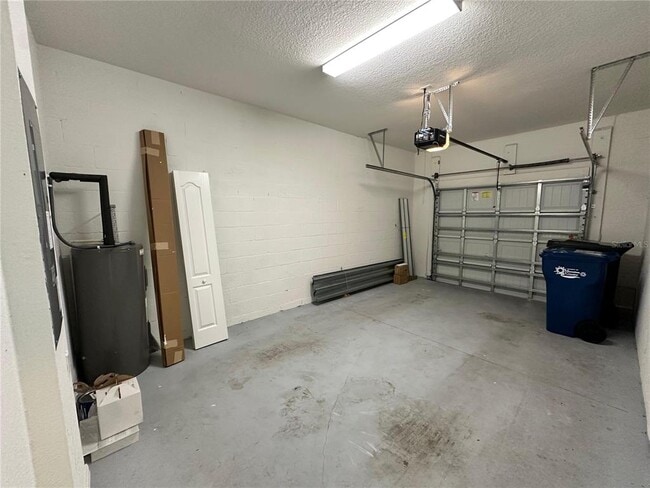 Building Photo - 8590 Canyon Creek Trail