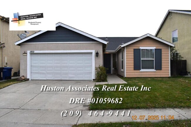 Primary Photo - 1933 Cielito Dr