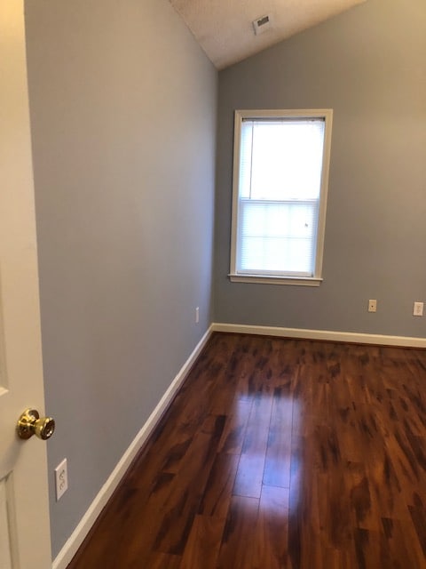 Building Photo - 905 Lowry Ct