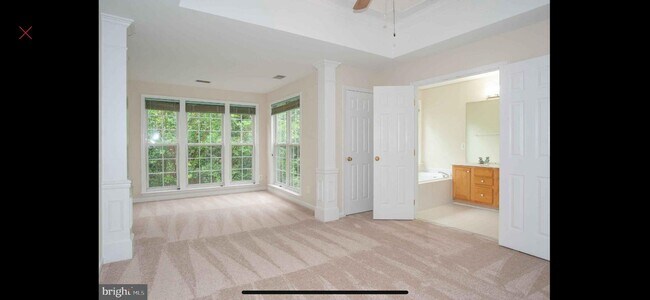 Building Photo - 5448 Summer Leaf Ln