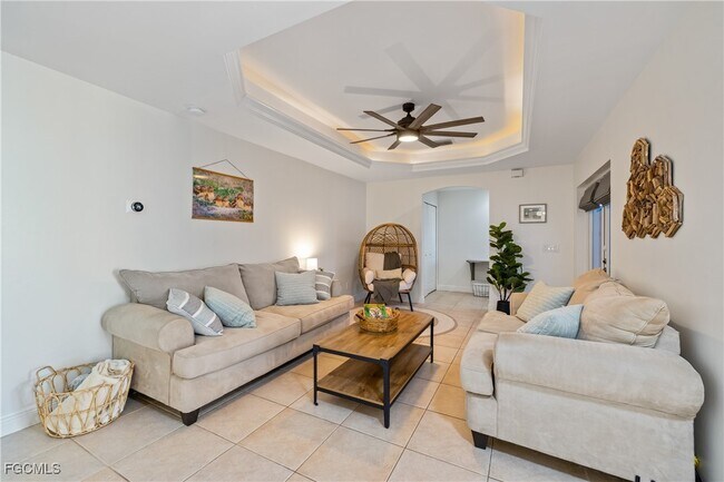 Building Photo - 2309 SW 27th St