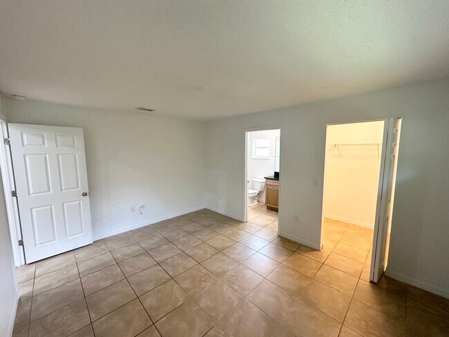 Building Photo - 29 Karat Path